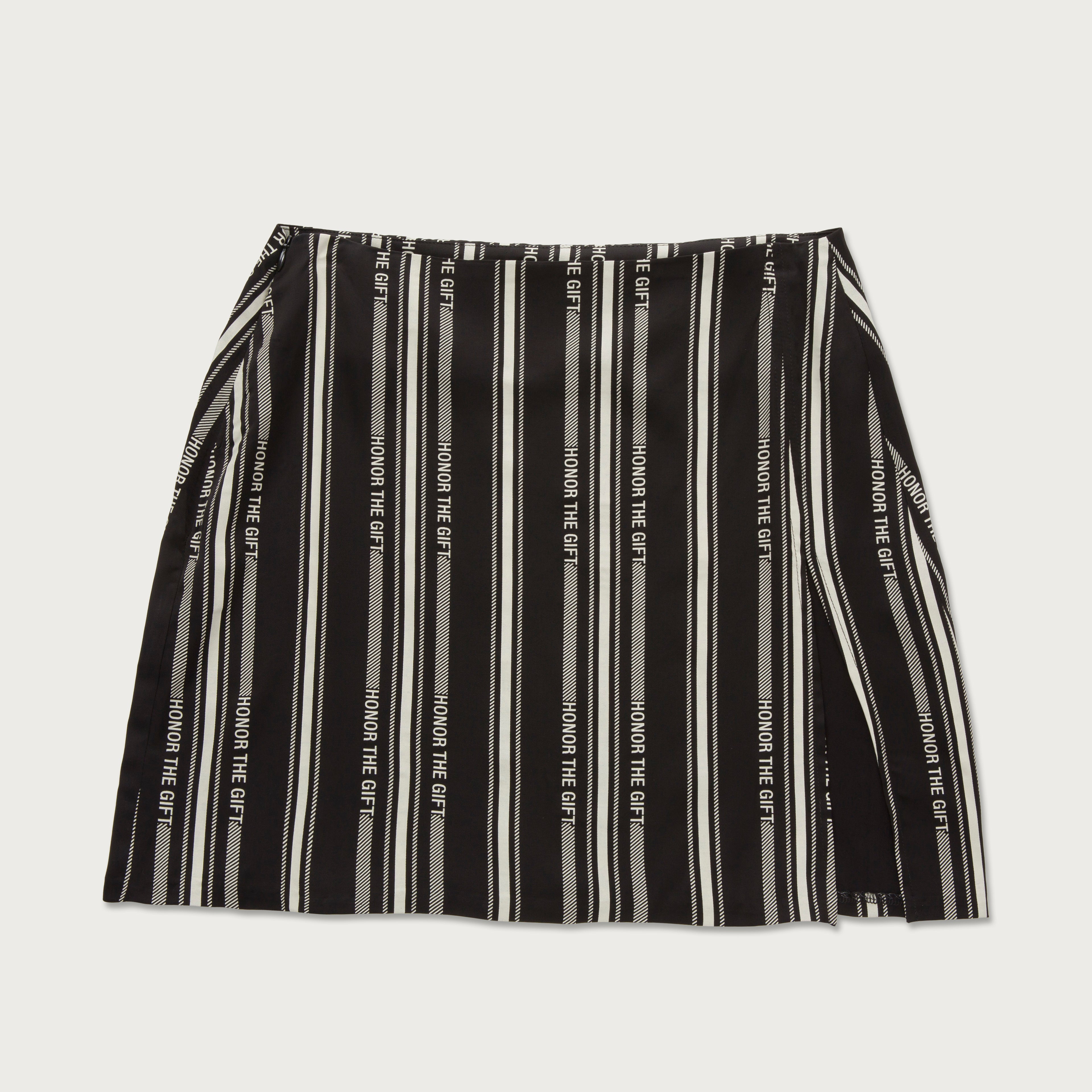 Ladies black and outlet white striped skirt