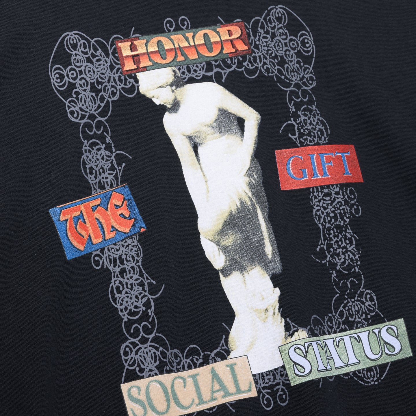 Statue T-Shirt-Black