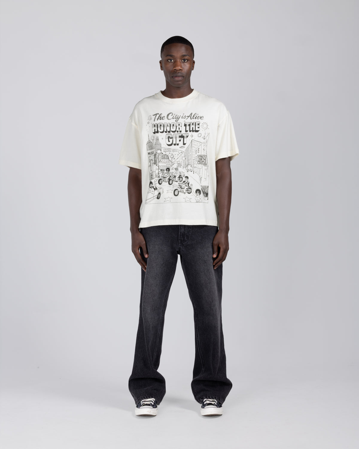 The City Is Alive Tee - Bone