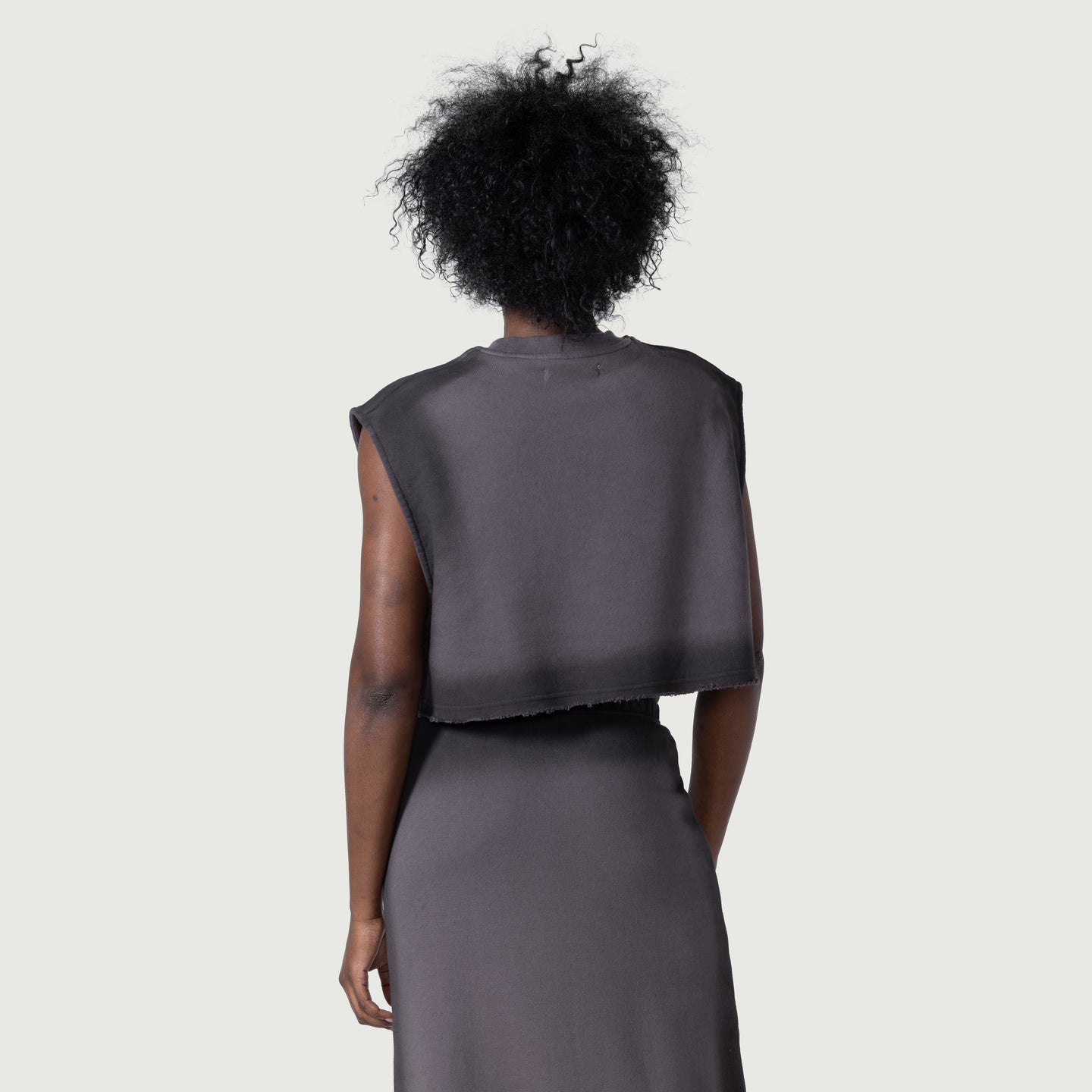 Cropped Spray Muscle Top - Black