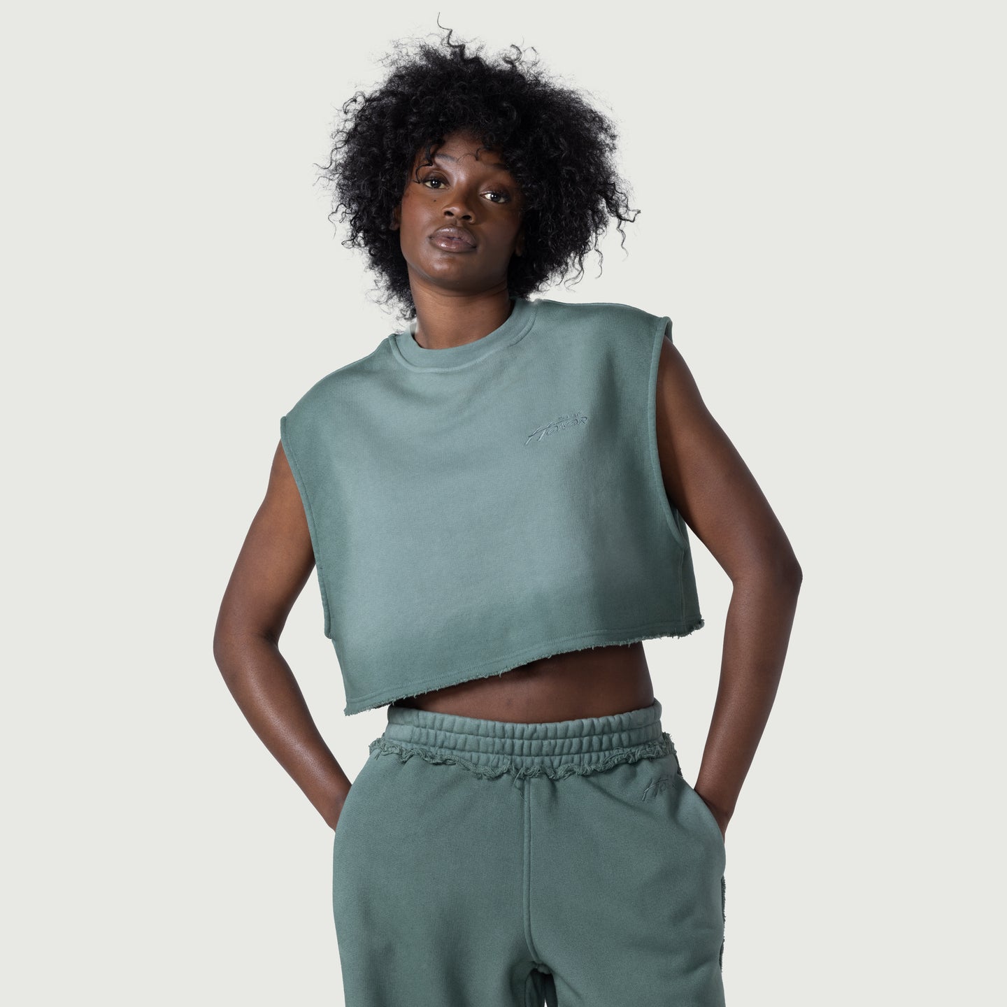 Cropped Spray Muscle Top - Green