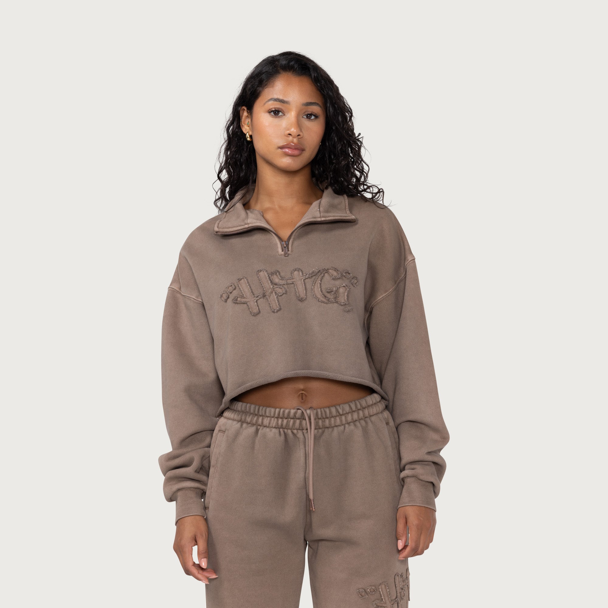 Grey cropped quarter discount zip