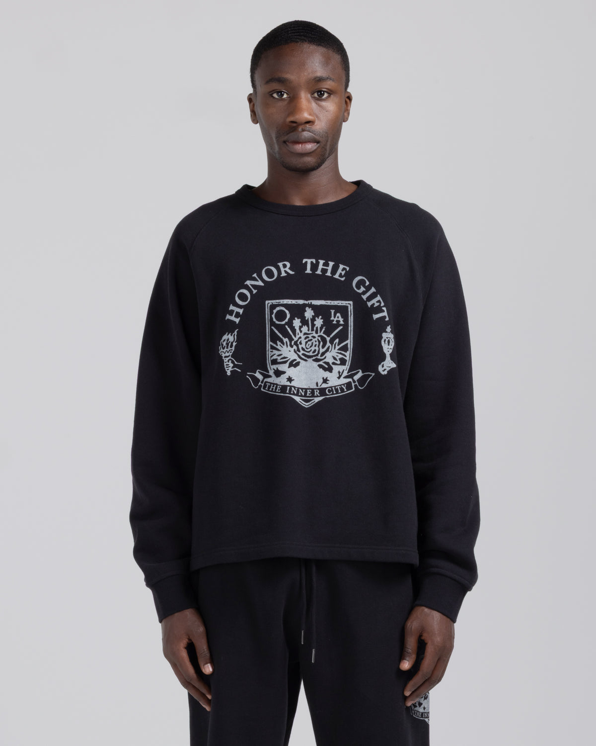 Emblem Raglan Crew - Black