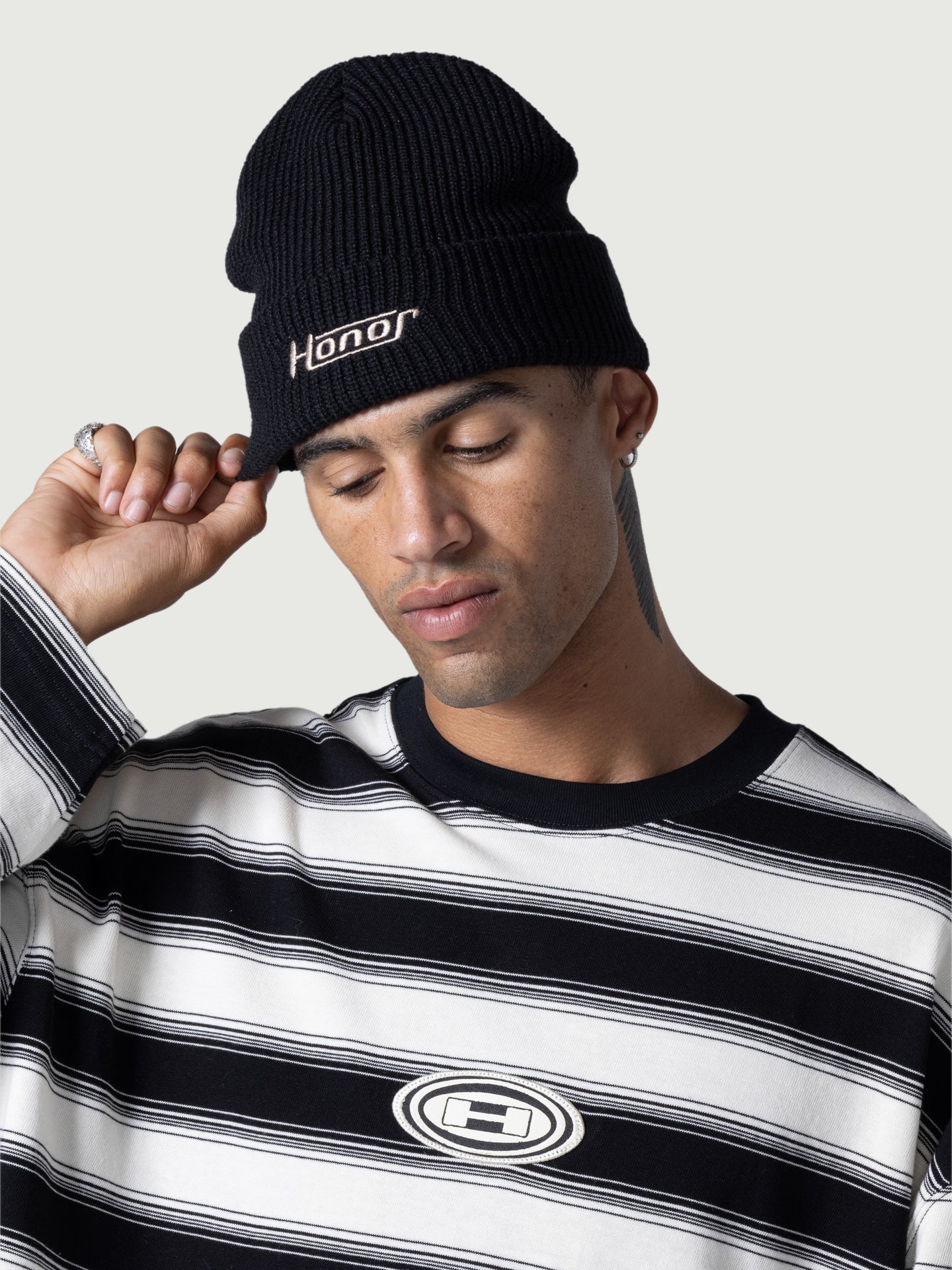 Honor Beanie - Black