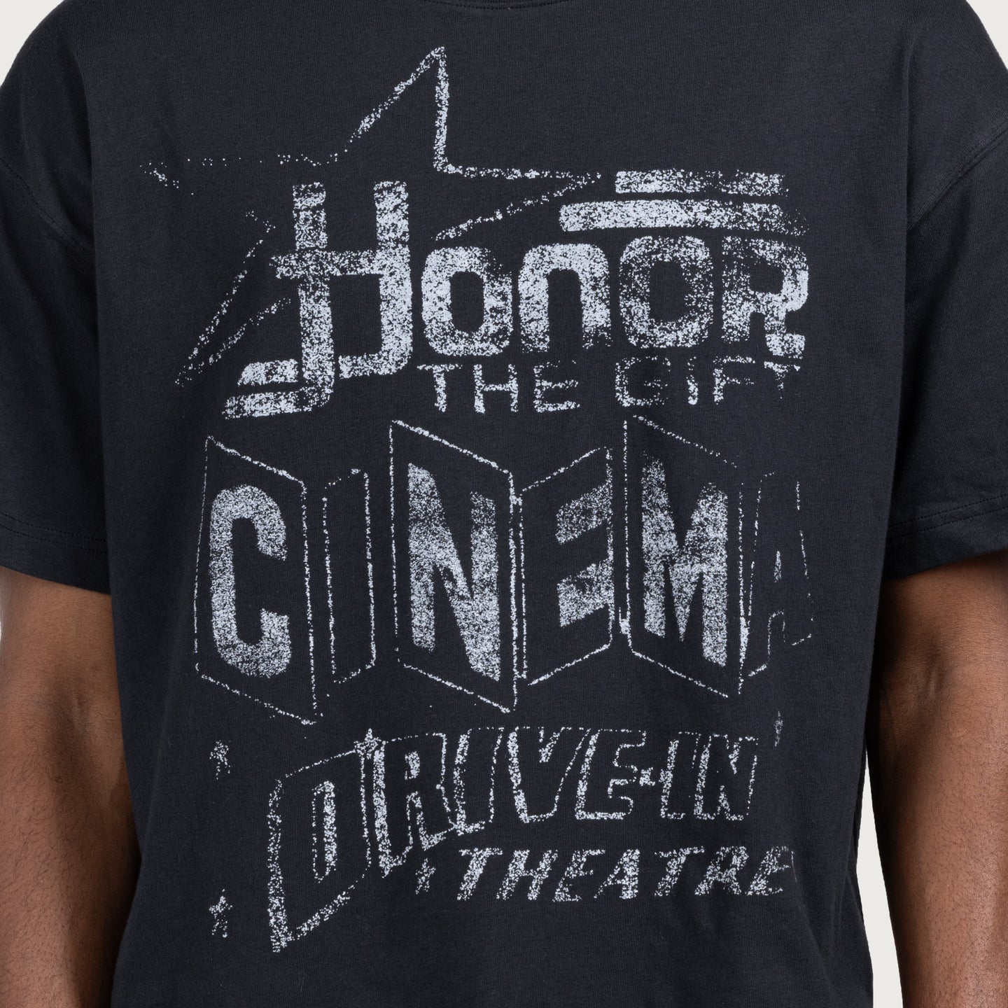 Honor Cinema - Black