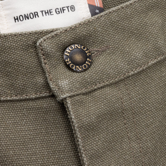 #88 Carpenter Short - Pebble