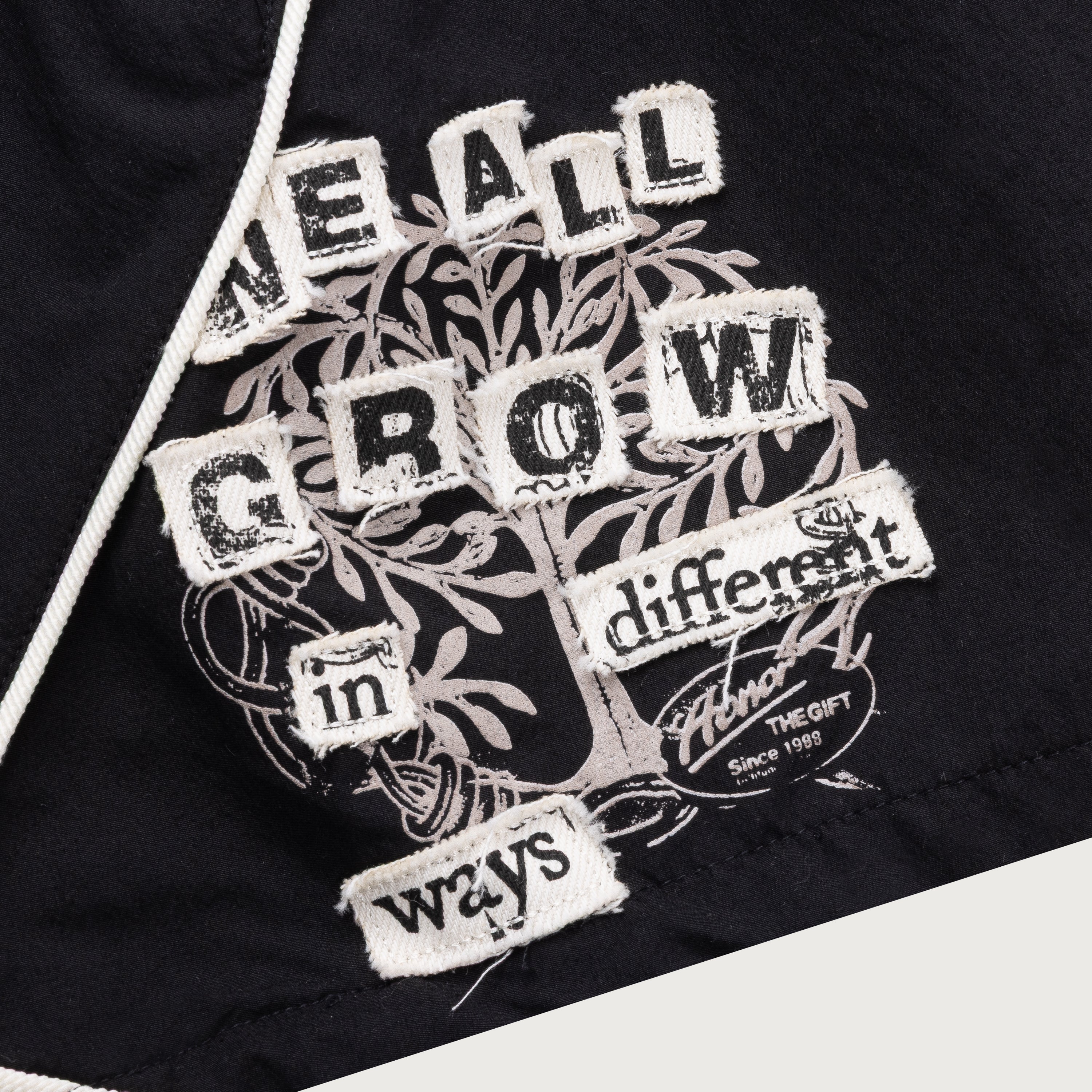 Growth Track Short - Black