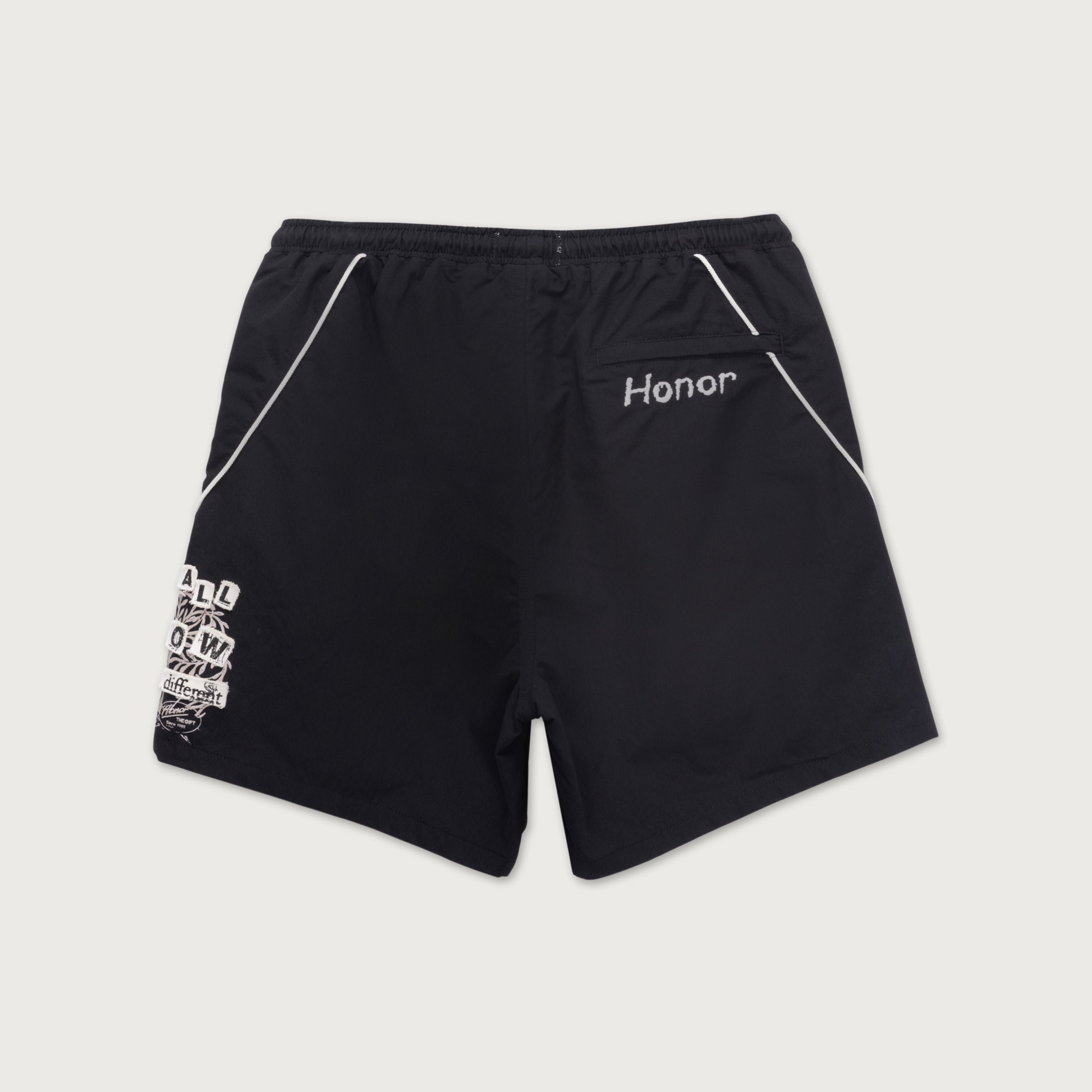 Growth Track Short - Black