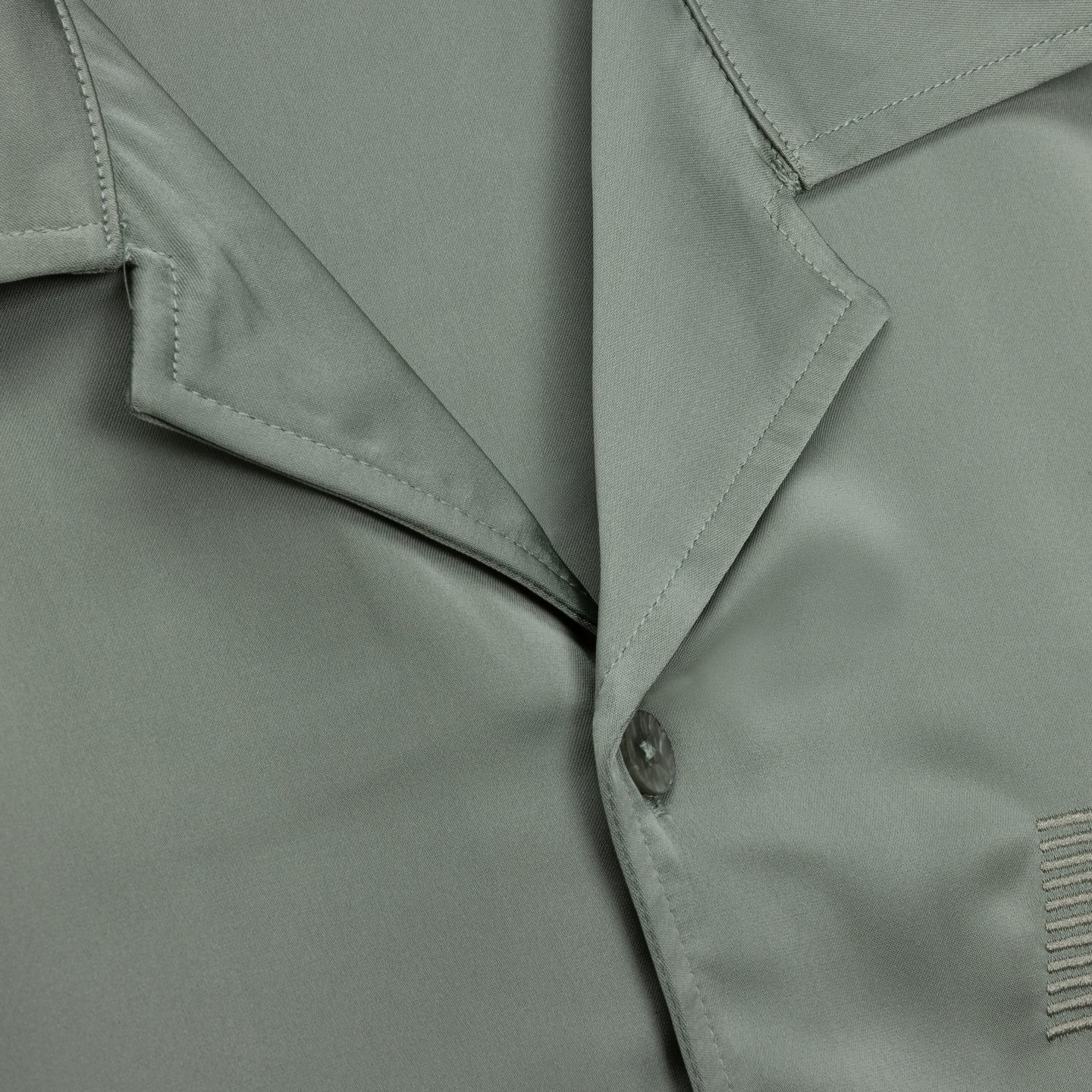 Satin Chest Logo Camp Collar - Sage