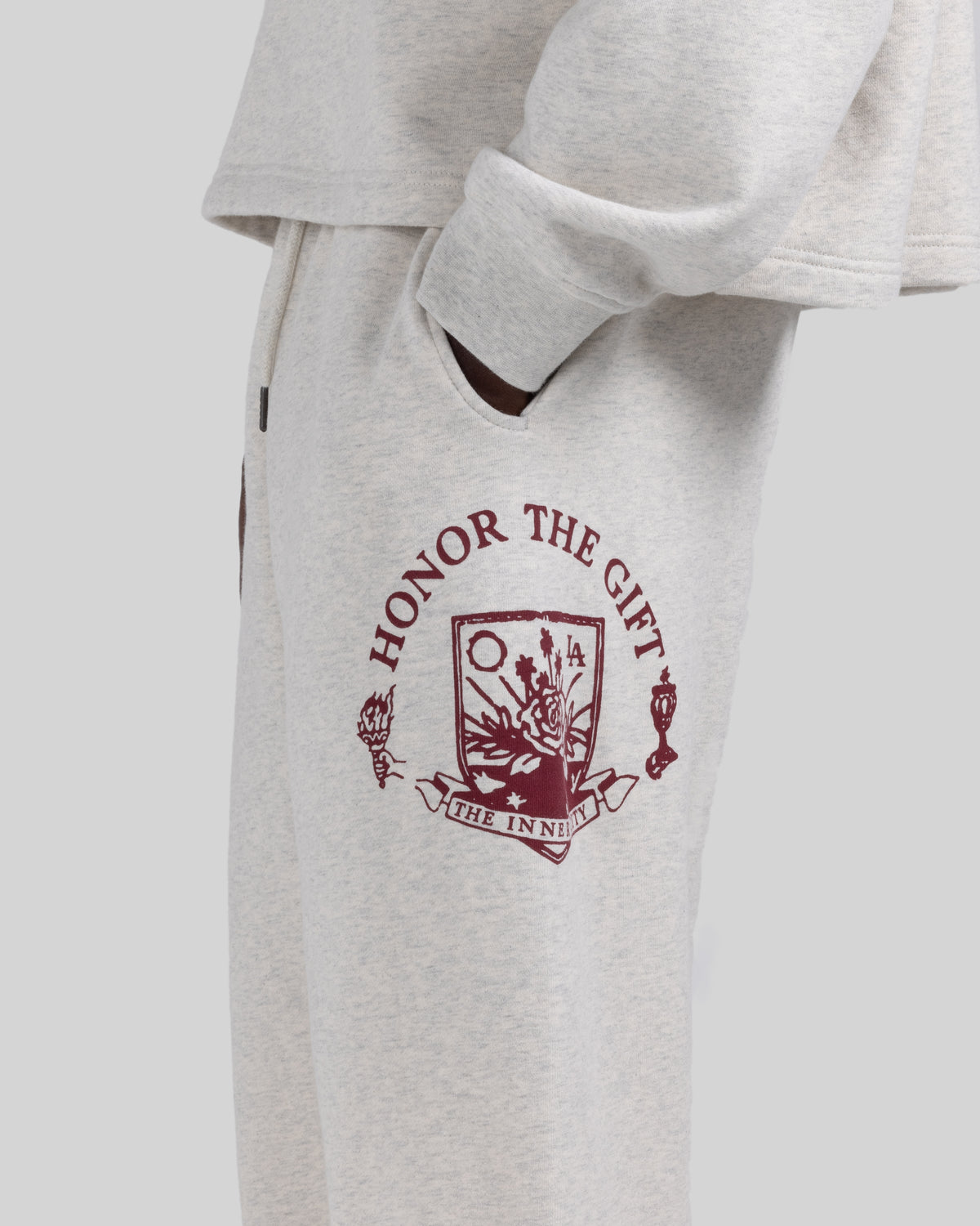 Emblem Sweatpant - Heather Grey