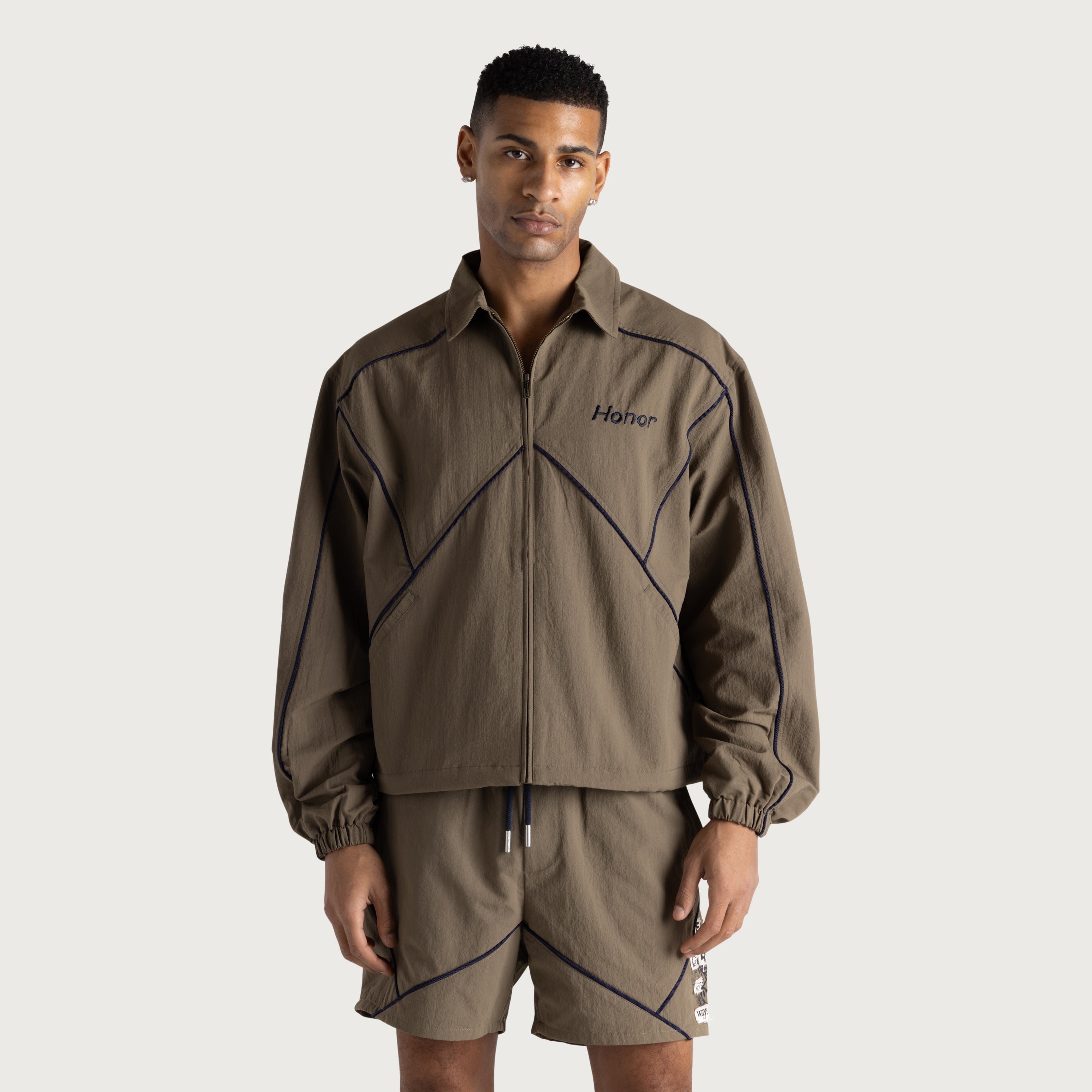 Growth Track Jacket - Pebble