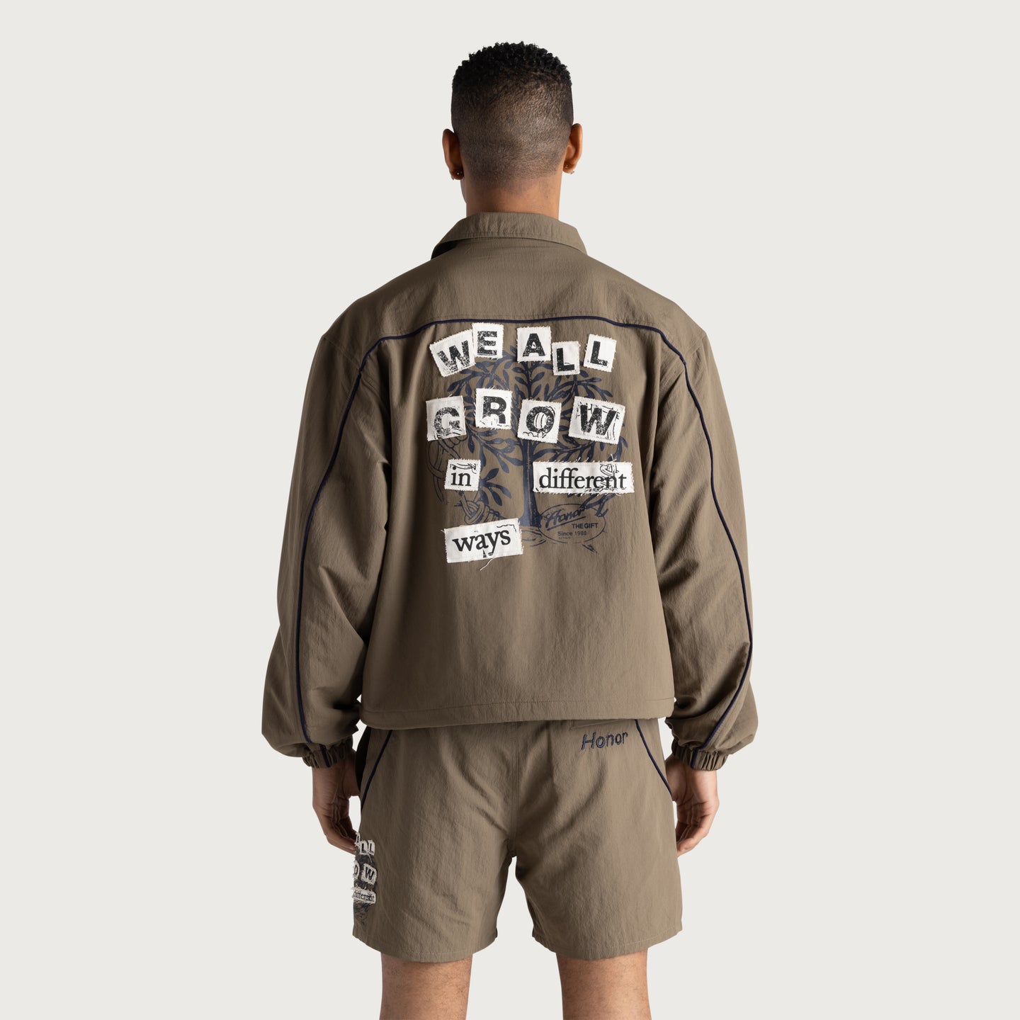 Growth Track Jacket - Pebble