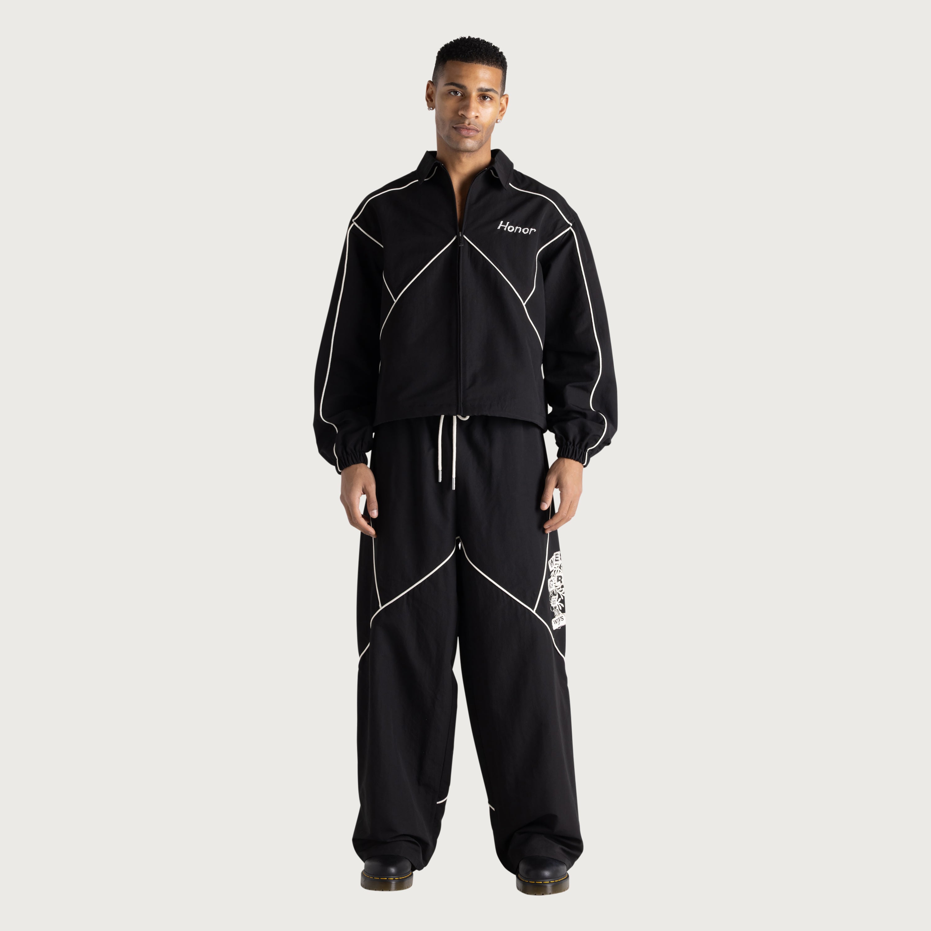 Growth Track Pant - Black