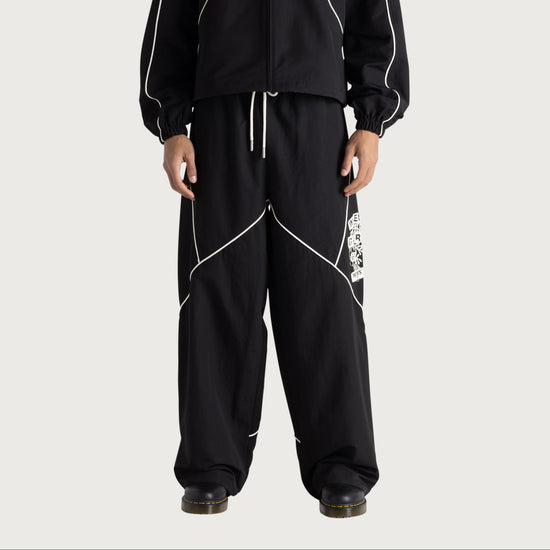 Growth Track Pant - Black