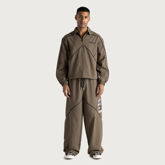 Growth Track Pant - Pebble