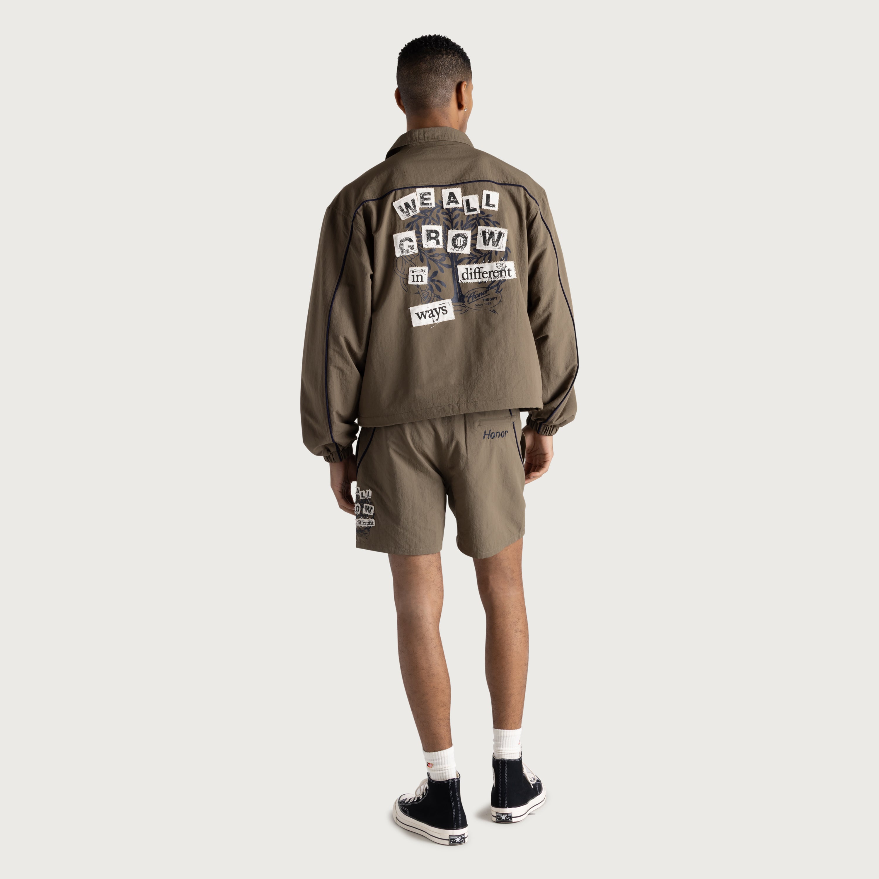 Growth Track Short - Pebble