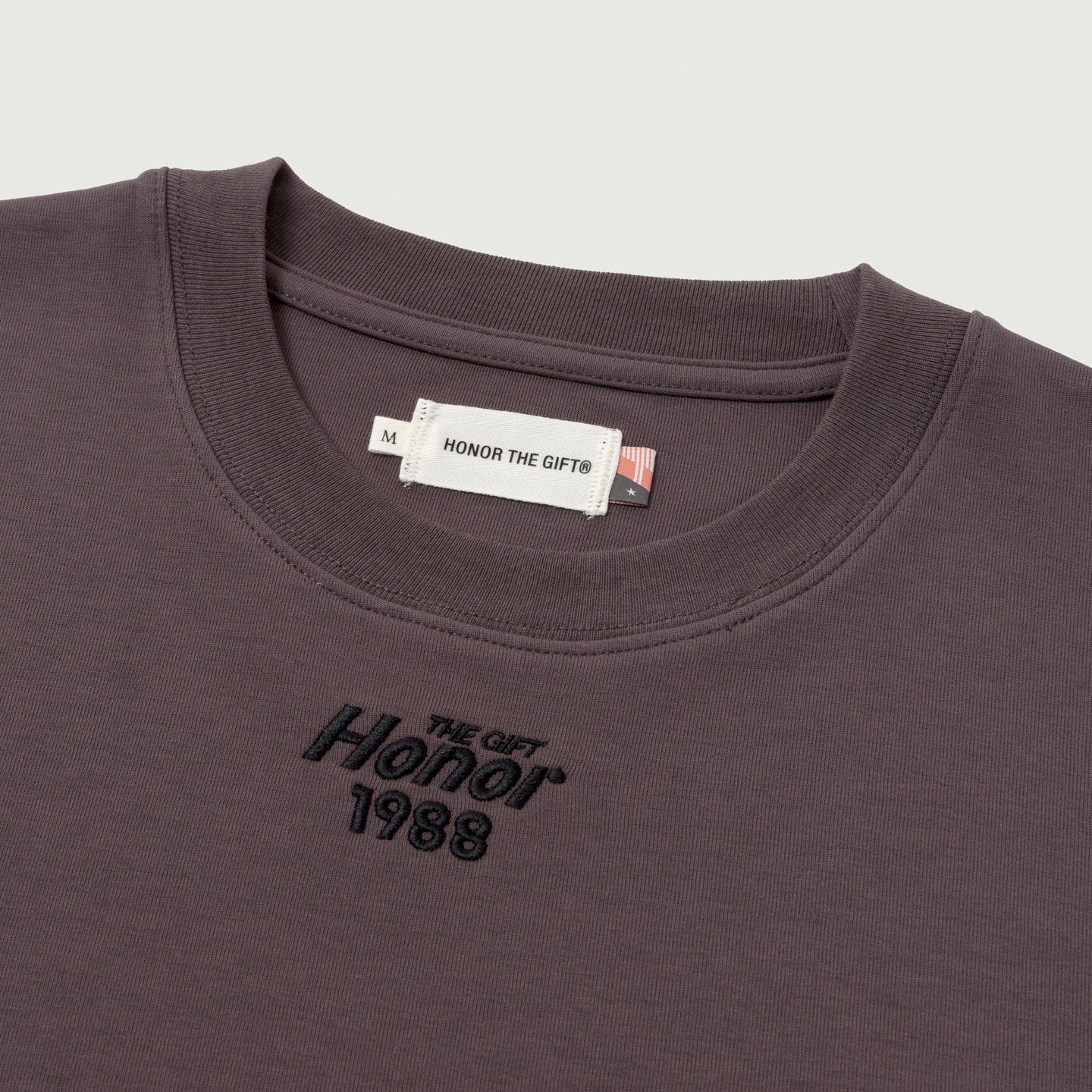 Pendant Box T-Shirt - Charcoal