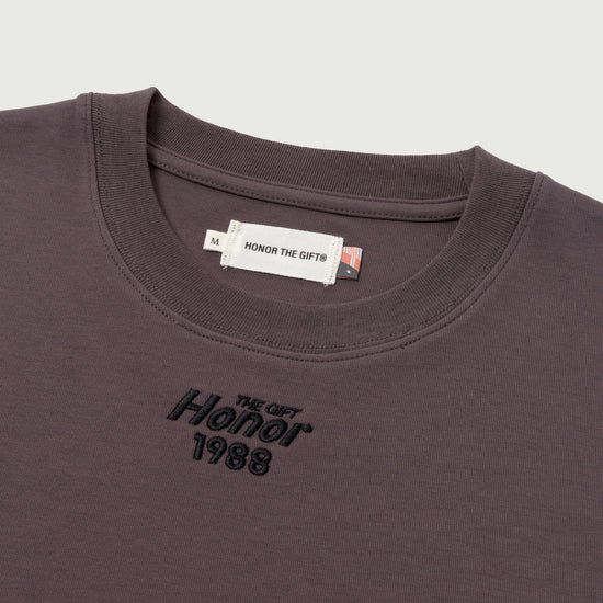 Pendant Box T-Shirt - Charcoal
