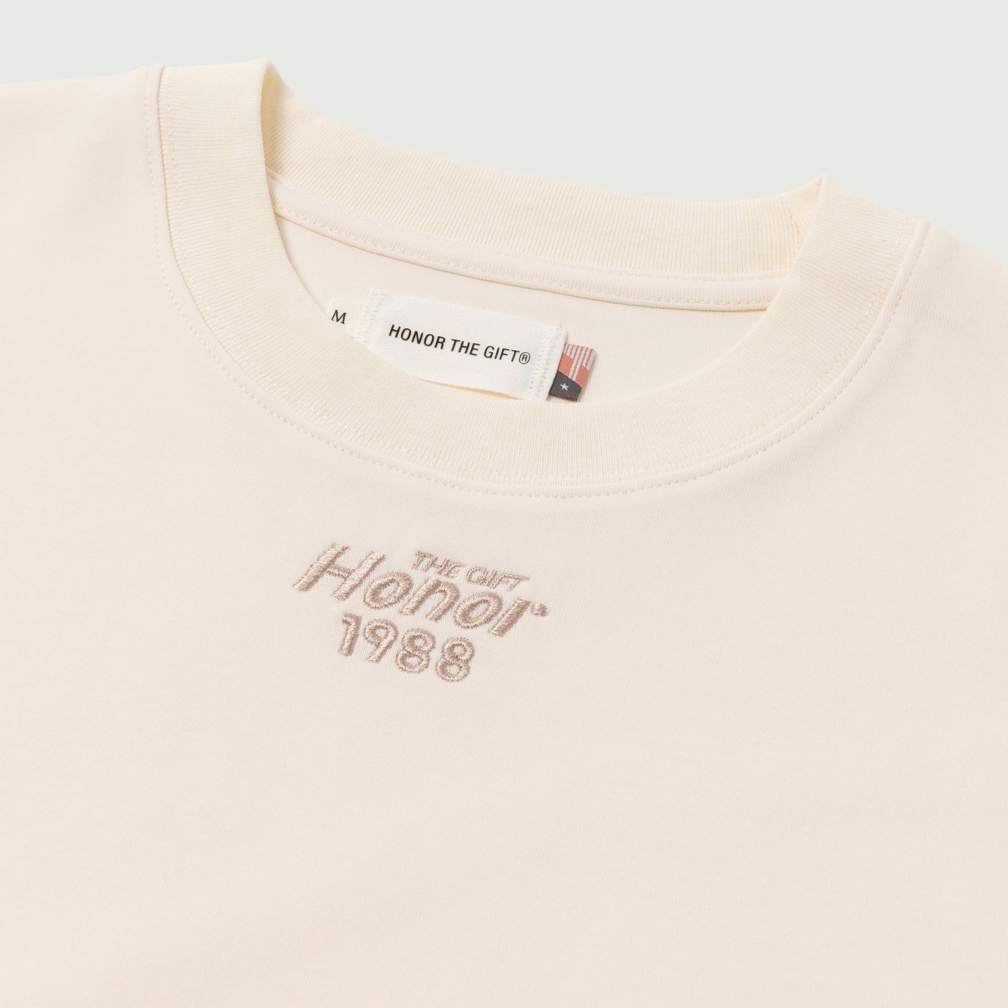 Pendant Box T-Shirt - Bone