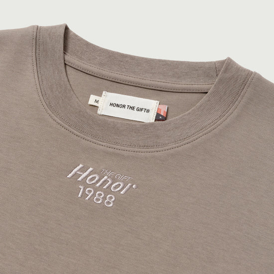 Pendant Box T-Shirt - Stone