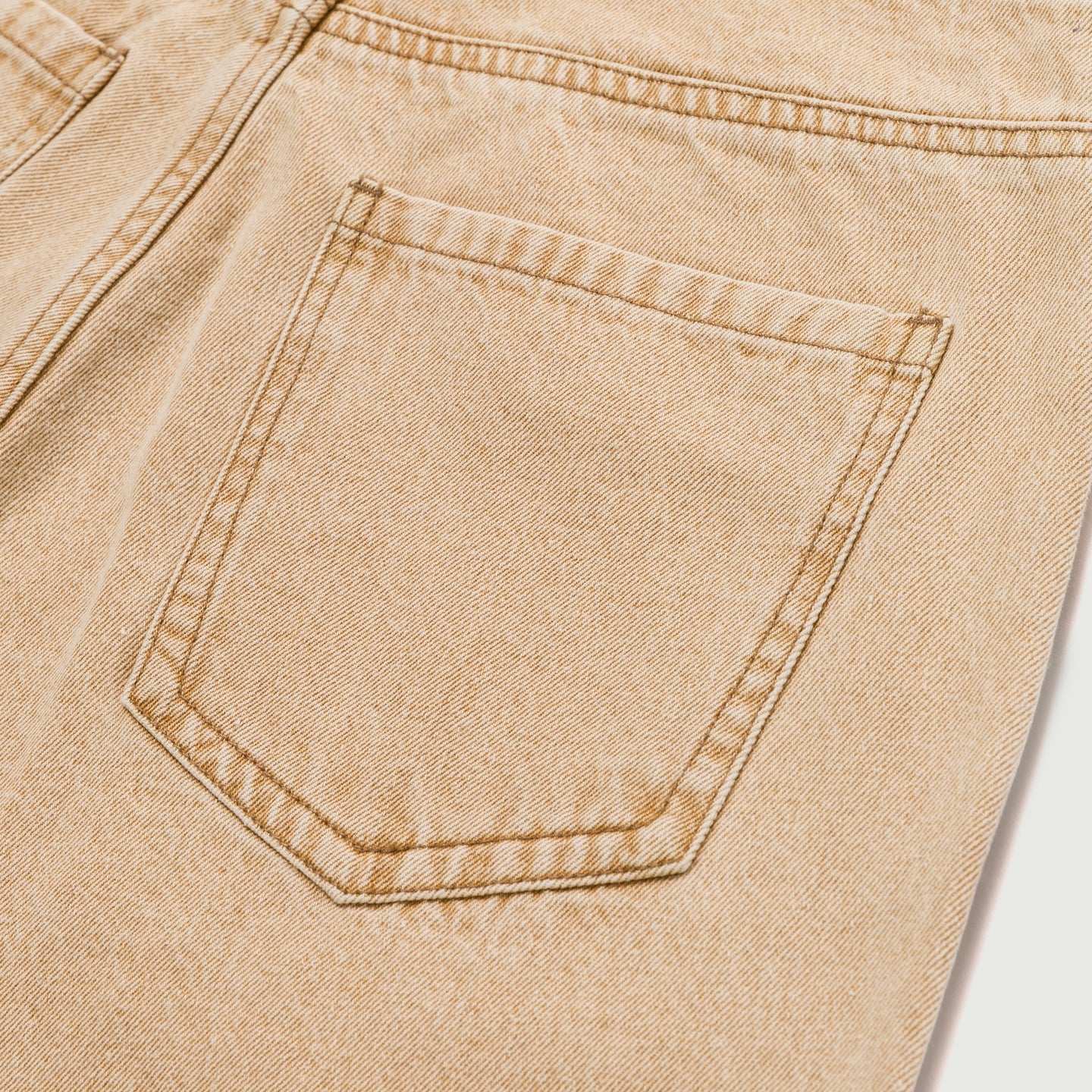 Raw Edge Baggy Short - Tan