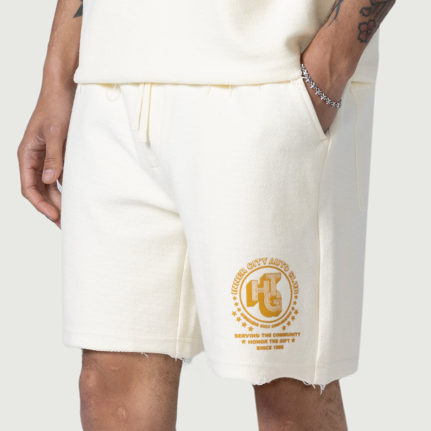 Race Herringbone Short - White