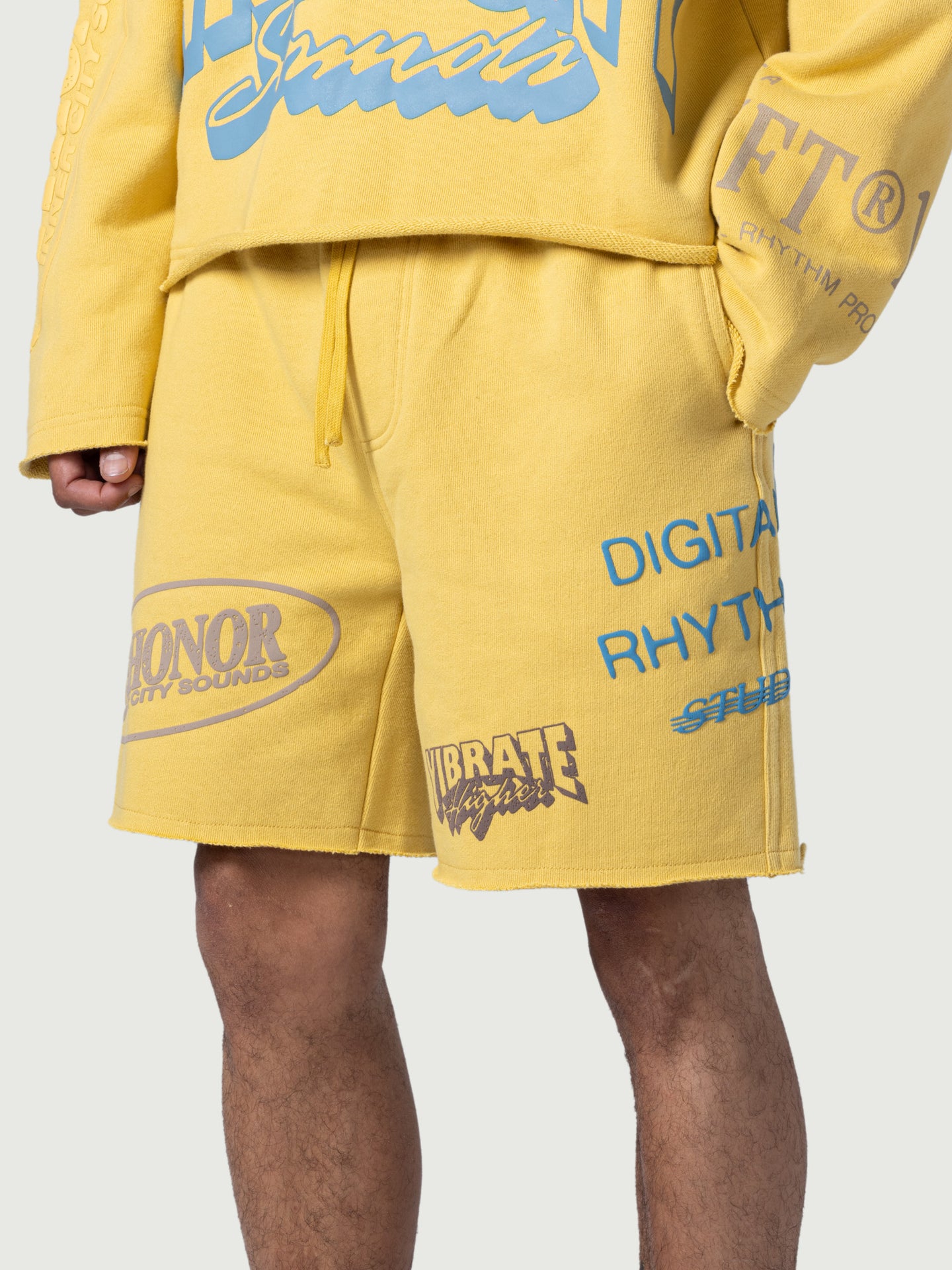 Studio Terry Short - Yellow