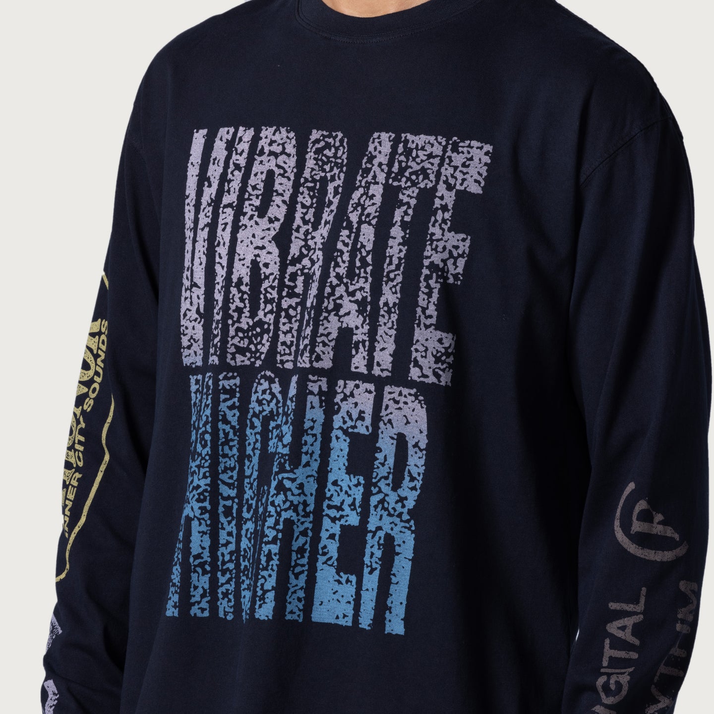 Vibrations LS Tee - Black