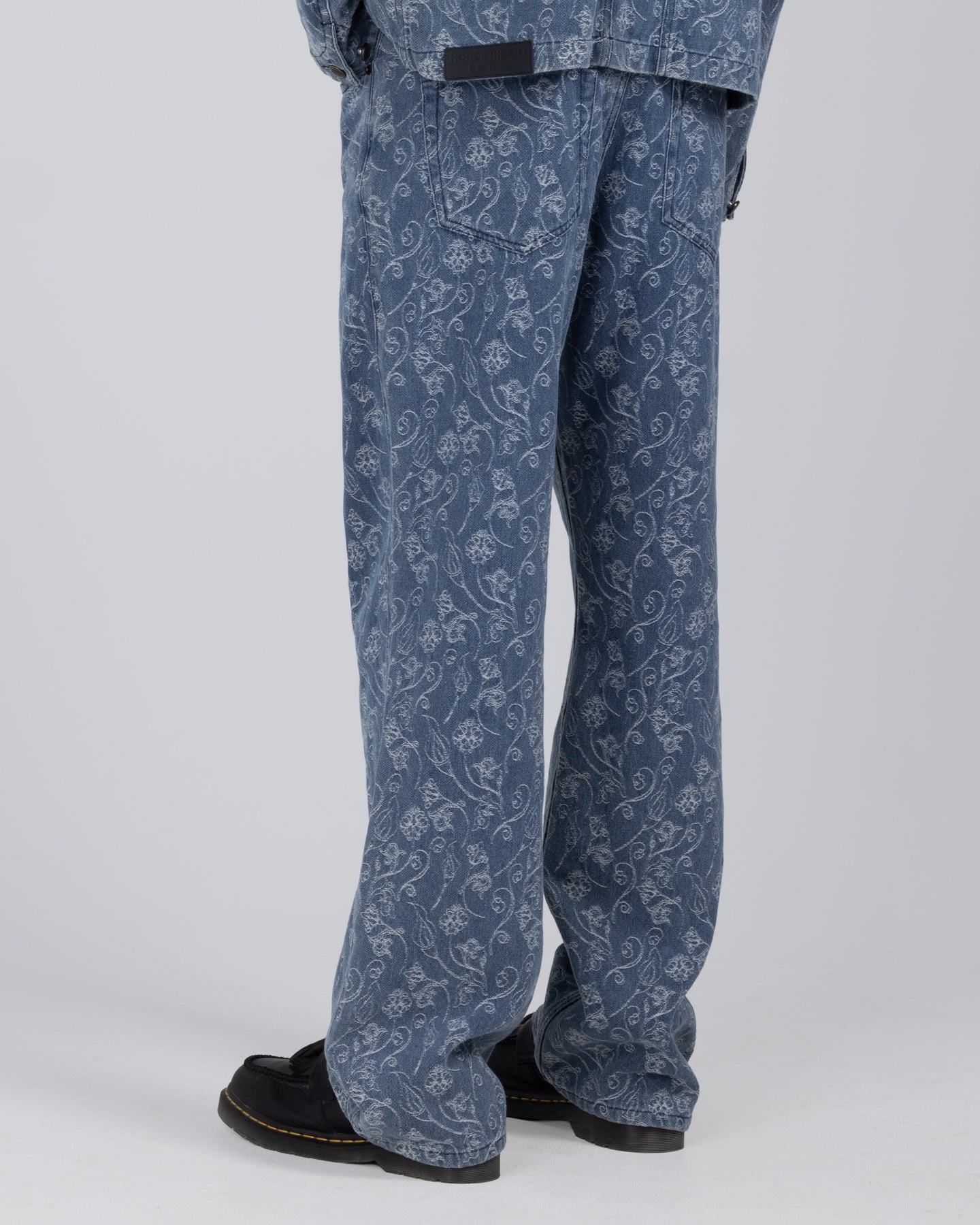 Washed 5 Pocket Denim - Light Indigo