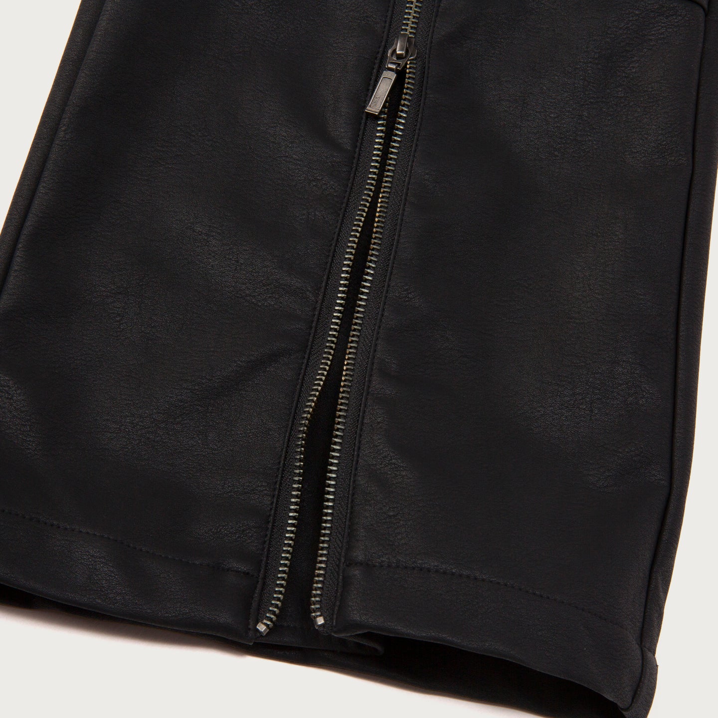 Womens Pleather Zipper Pant - Black